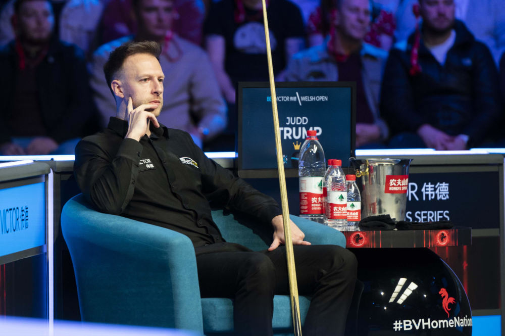 进攻压制的 进攻压制的