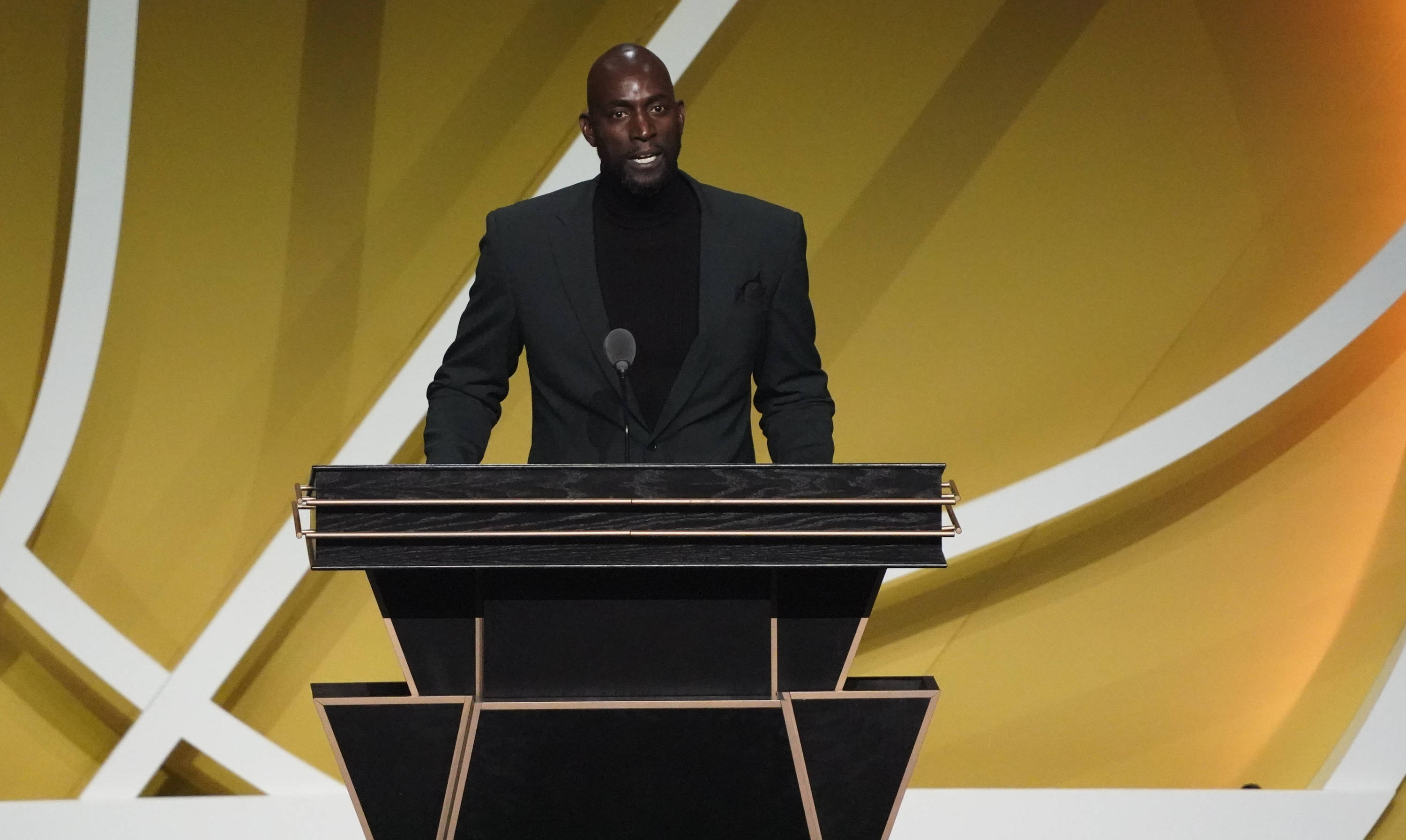 三分牵制 三分牵制